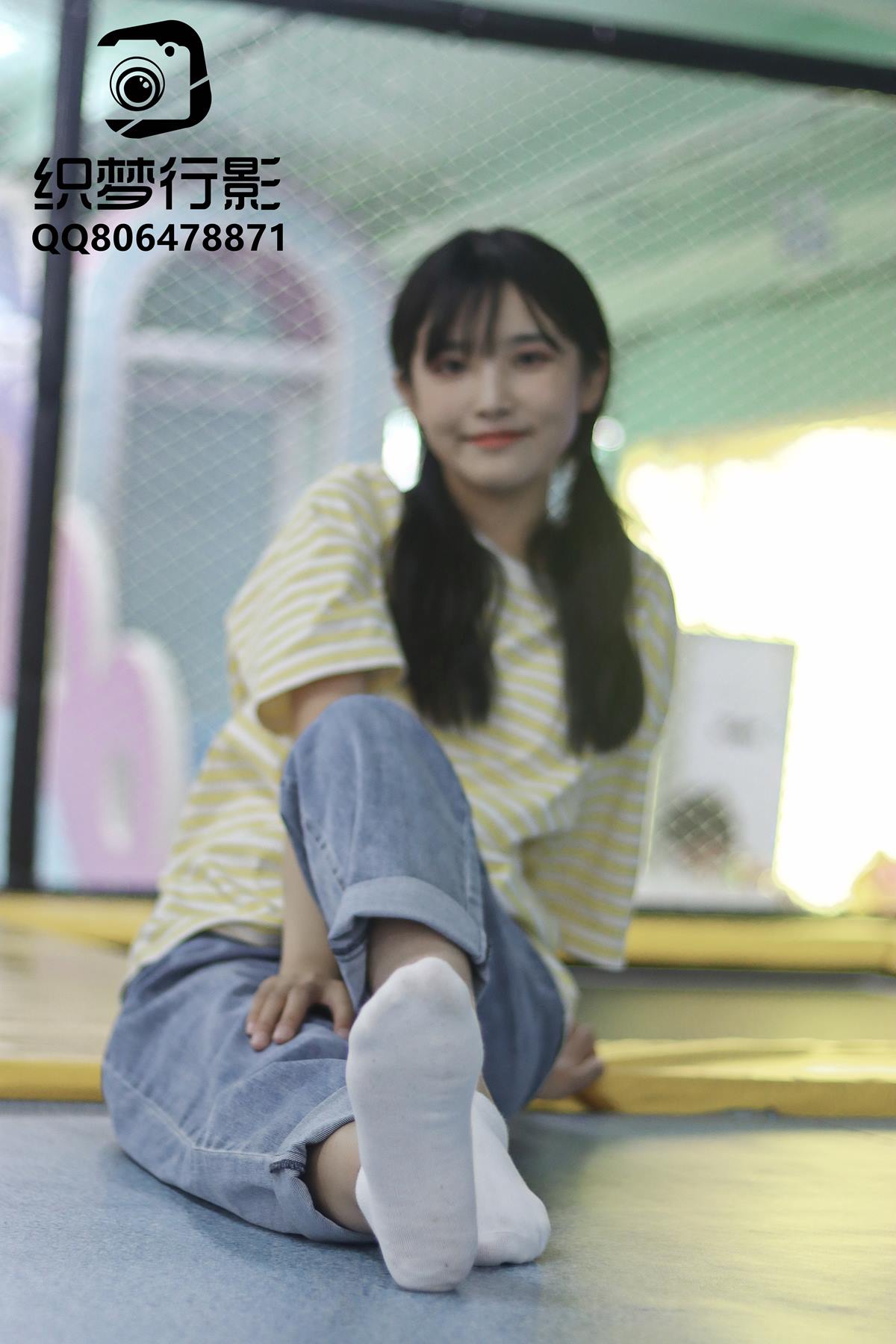 [织梦映像]NO.084 蹦床日记 赤着脚乐元漫步完整版短丝+白棉袜 [300P/1V/8.6G]插图3