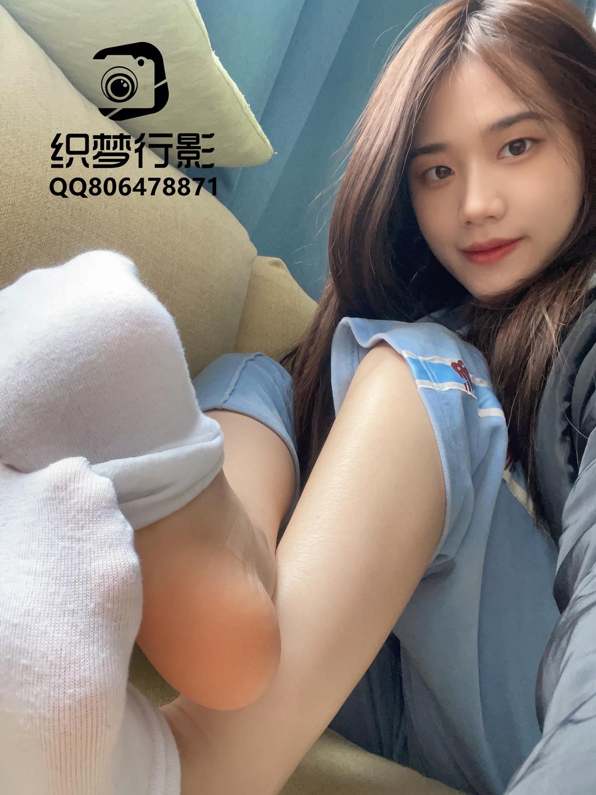 [织梦映像]NO.074 自拍白袜脚稀有物 [72P/1V/1.49G]插图3