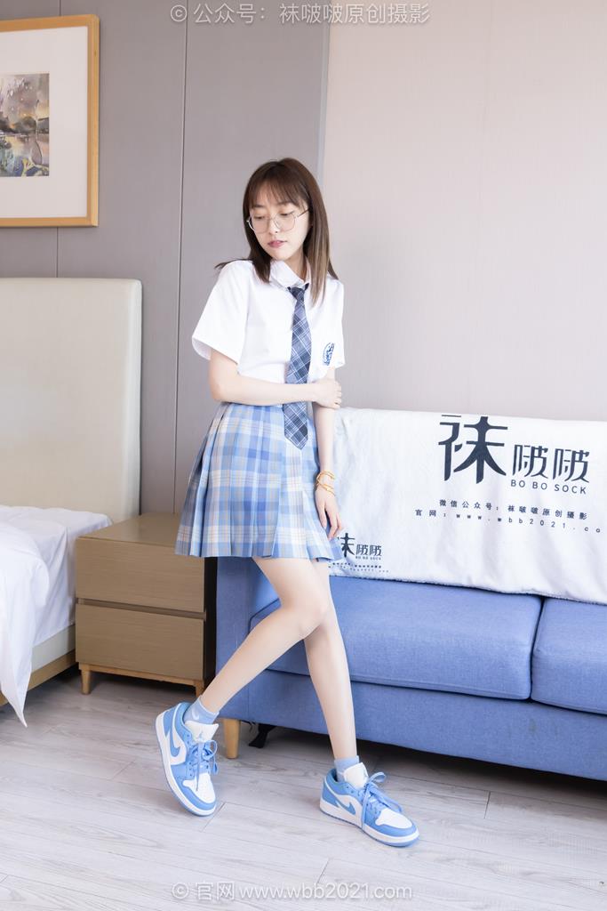 [BoBoSocks袜啵啵]NO.586 稚予-JK至服、板鞋、高跟鞋、薄肉丝、薄黑丝[140P/1V/6.36GB]插图1