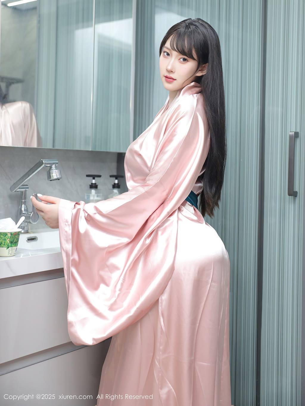 [Xiuren绣人网]2025.09.03 NO.10724 李沁恩lrene[79+1P/834MB]插图