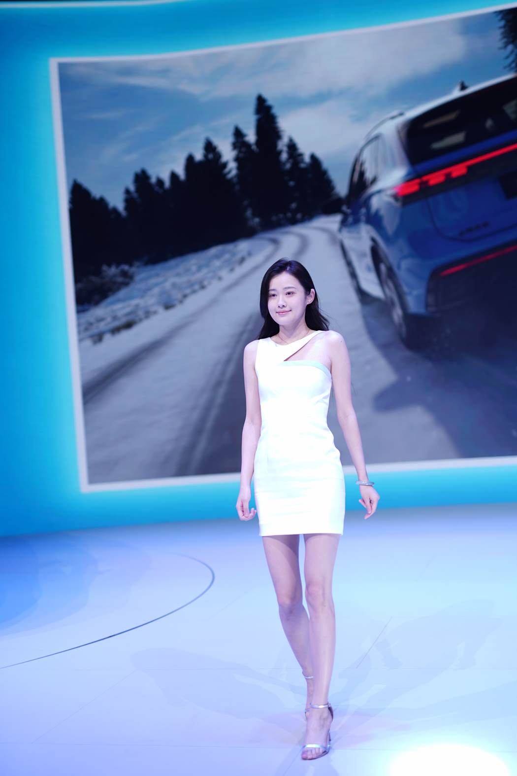 精选街拍作品 NO.5902 2025深圳粤港澳大湾区车展图集[2316P/3.39GB]插图