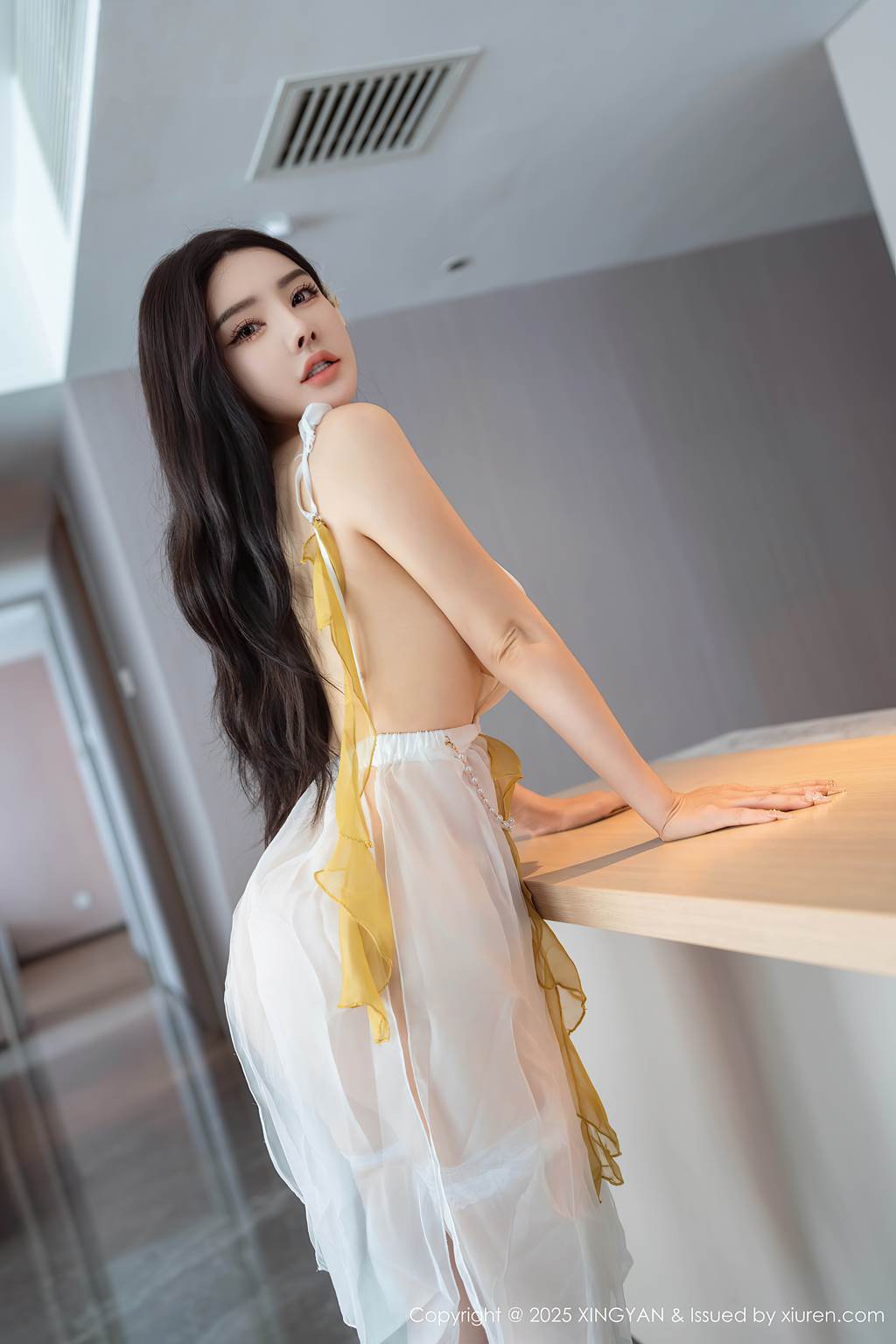 [XINGYAN星颜社]2025.08.28 VOL.392 潘思沁[64+1P/578MB]插图1