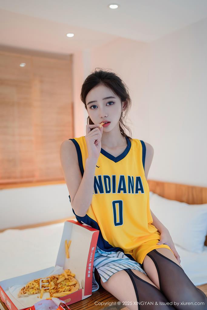 [XINGYAN星颜社]2025.08.19 VOL.386 时安安[62+1P/601MB]插图2