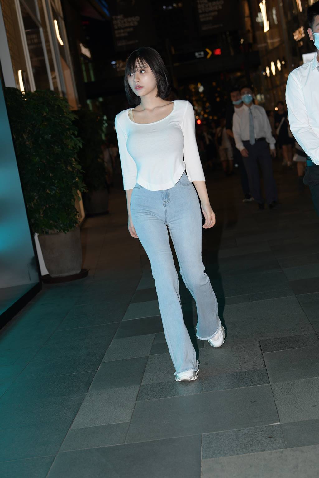 精选街拍作品 NO.5951 甜美牛仔裤[75P/217MB]插图1