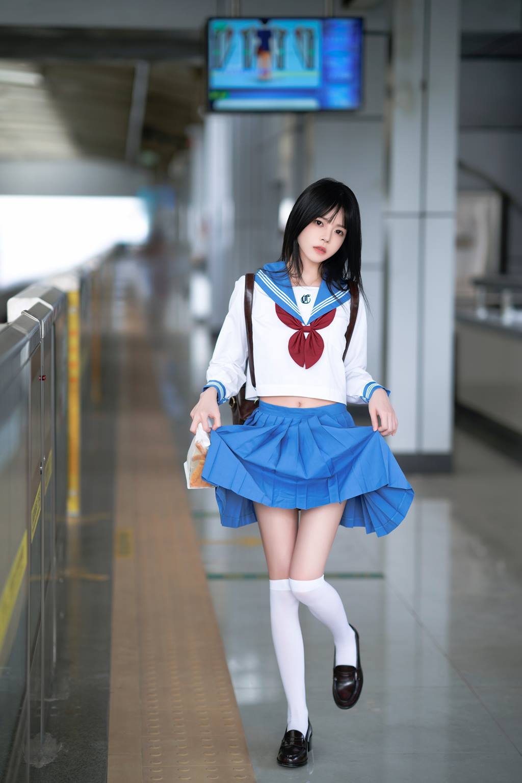 桜桃喵 – 地铁JK[33P/527MB]插图3