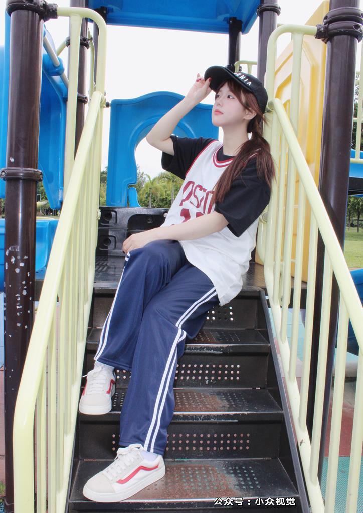 小众视觉 026-小薯条人字拖球服套装［114P/1V/5.35G］插图1