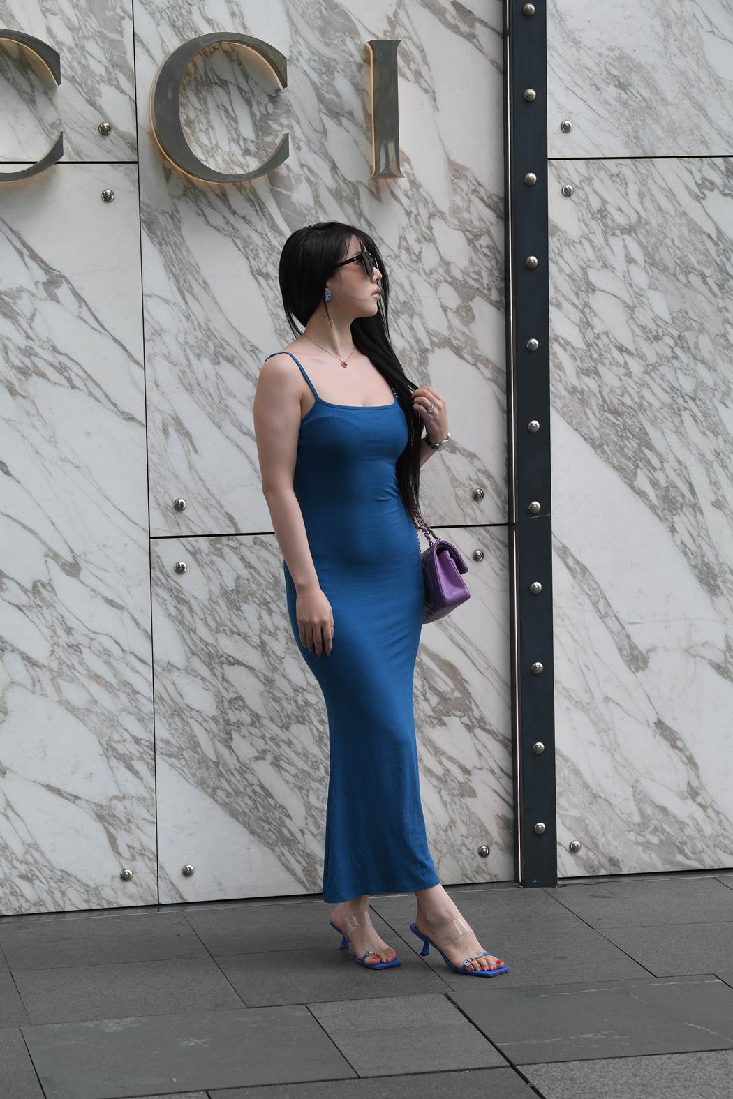 精选街拍作品 NO.5912 温婉蓝色吊带长裙[143P/420MB]插图