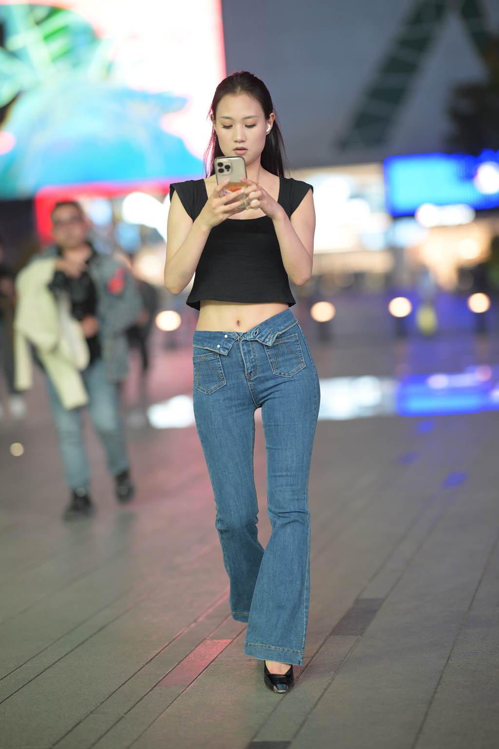 精选街拍作品 NO.6025 开朗牛仔裤[113P/277MB]插图1