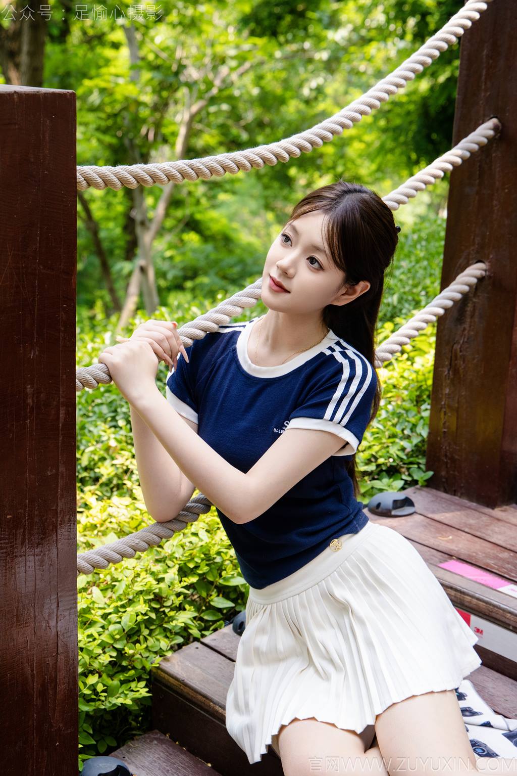 足愉心 NO.039 嘉怡（搭配：体操服、白色短裙、白色棉袜、运动鞋）[120P/2V/14.8GB]插图3