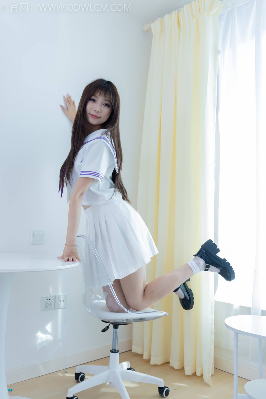 勿恋传媒 NO.2427 泡泡-JK至服、皮鞋、短白丝[154P/1V/4.46GB]插图