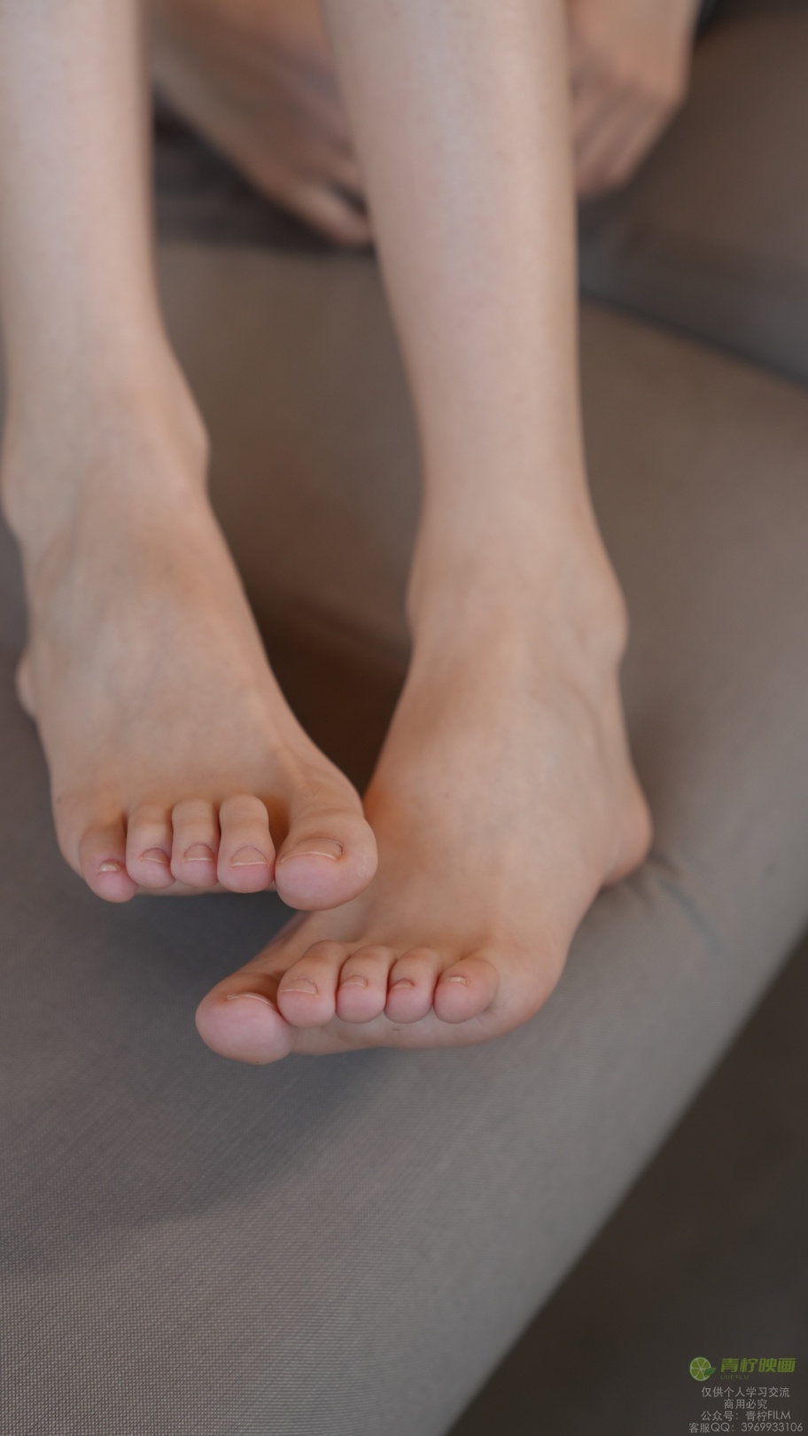 青柠映画 No.115 叶子 牛仔背带裤 [105P/2V/4.3G]插图3