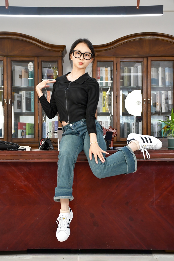 初夏女神635/双双~丑女双双也许生活本该如此，不必太较真。 就像数不清的鱼，留一点模糊，反而更有味道[165P/1V/6.73G]插图7