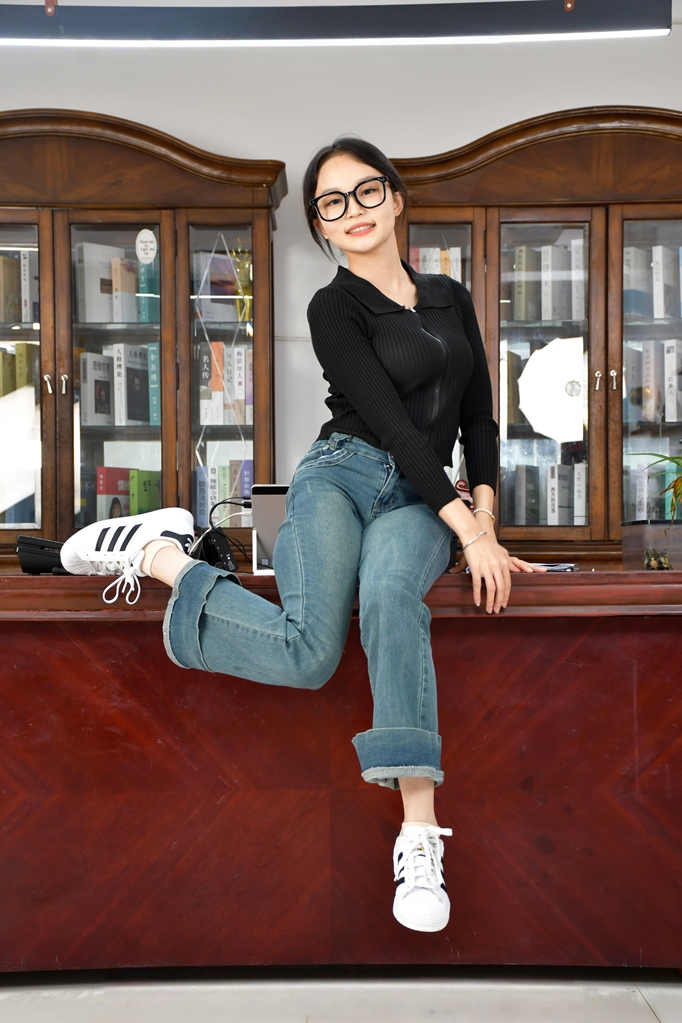 初夏女神635/双双~丑女双双也许生活本该如此，不必太较真。 就像数不清的鱼，留一点模糊，反而更有味道[165P/1V/6.73G]插图4