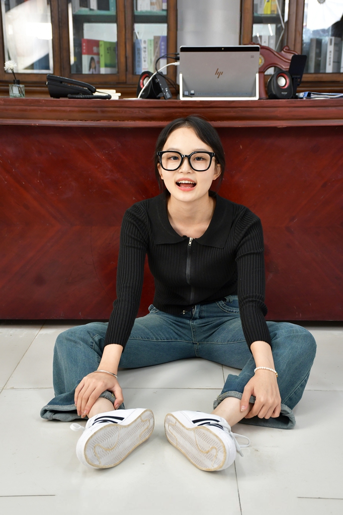 初夏女神635/双双~丑女双双也许生活本该如此，不必太较真。 就像数不清的鱼，留一点模糊，反而更有味道[165P/1V/6.73G]插图1