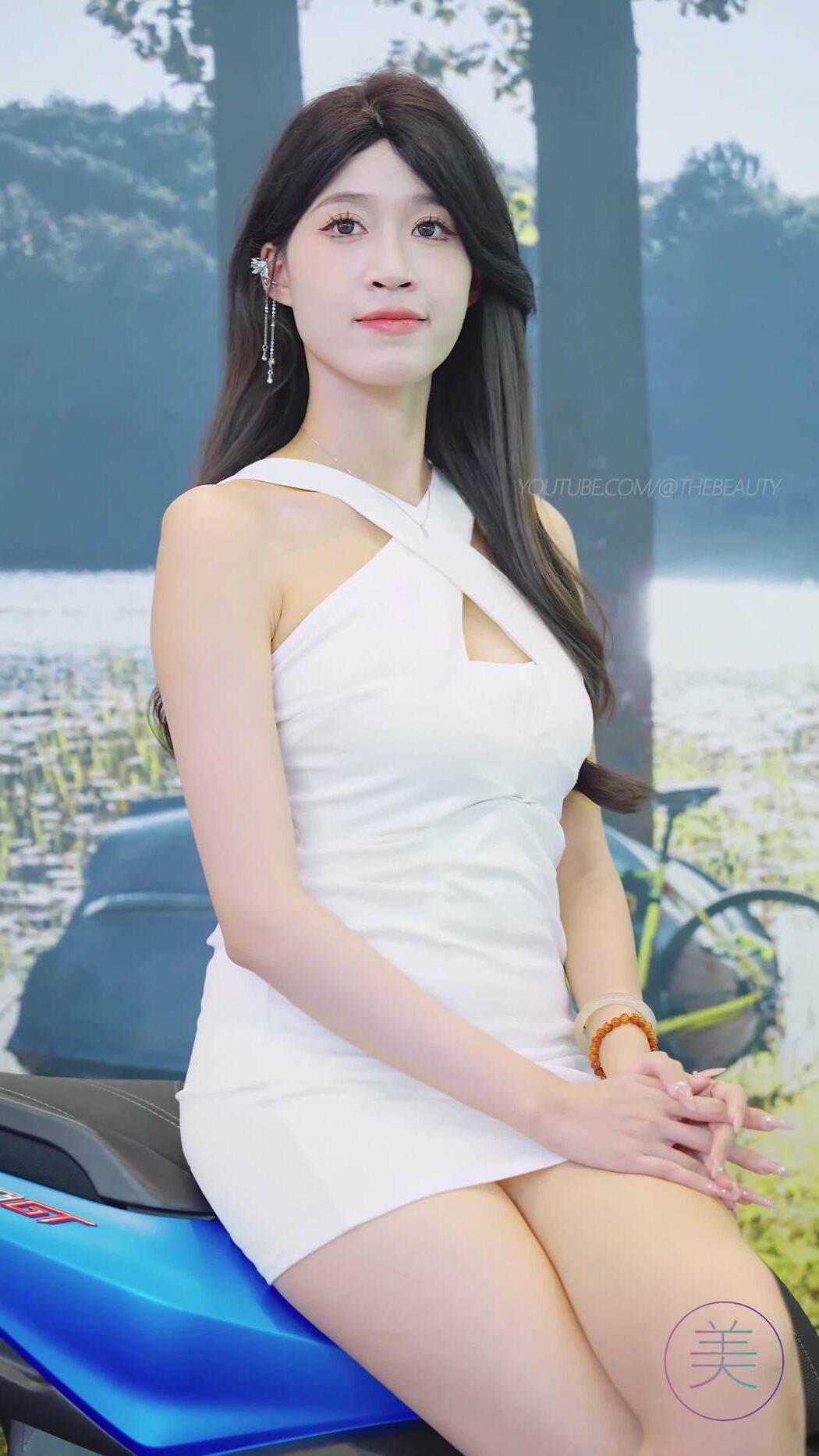 NO.1438 2024 重庆摩博会机车展 Racing Model LOOKBOOK 09[1V/221MB]插图1