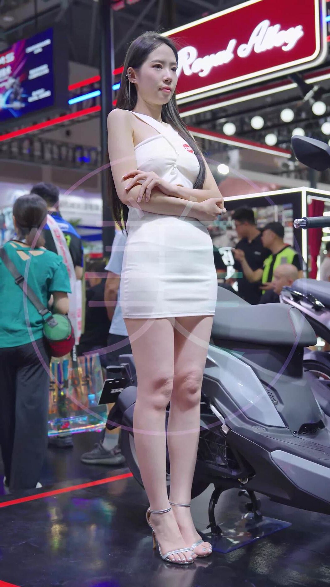 NO.1444 2024 重庆摩博会机车展 Racing Model LOOKBOOK 15[1V/154MB]插图1