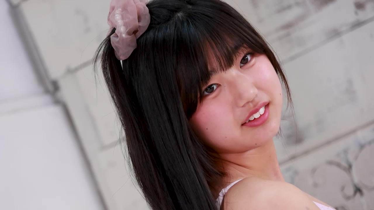 [Minisuka.tv]视频1047 Haku Fumitsuki 文月珀 – Premium Gallery Clip 2.03[1V/232MB]插图2
