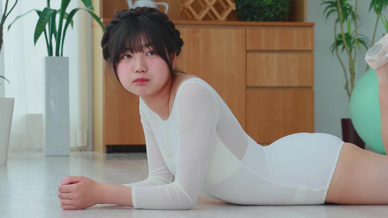 [Minisuka.tv]视频1076 Haku Fumitsuki 文月珀 – Secret Gallery Stage1 Clip 1.03[1V/226MB]插图