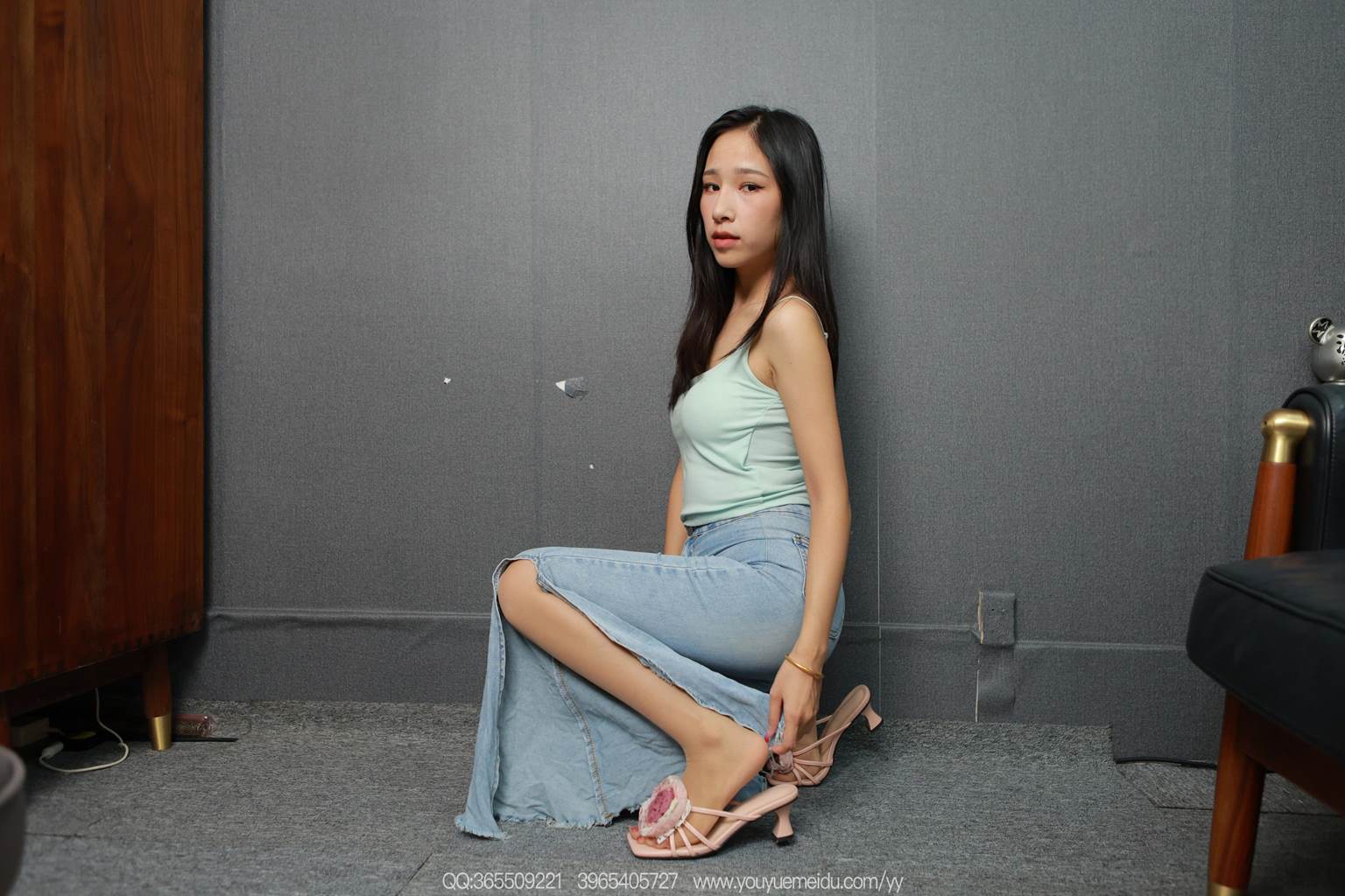 [IESS异思趣向] 2025.09.01 丝享家2146：美子《黑丝佑或》[89P/80MB]插图1