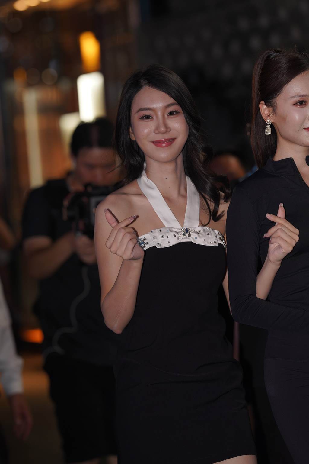 精选街拍作品 NO.6056 黑色抹胸裙[81P/241MB]插图3