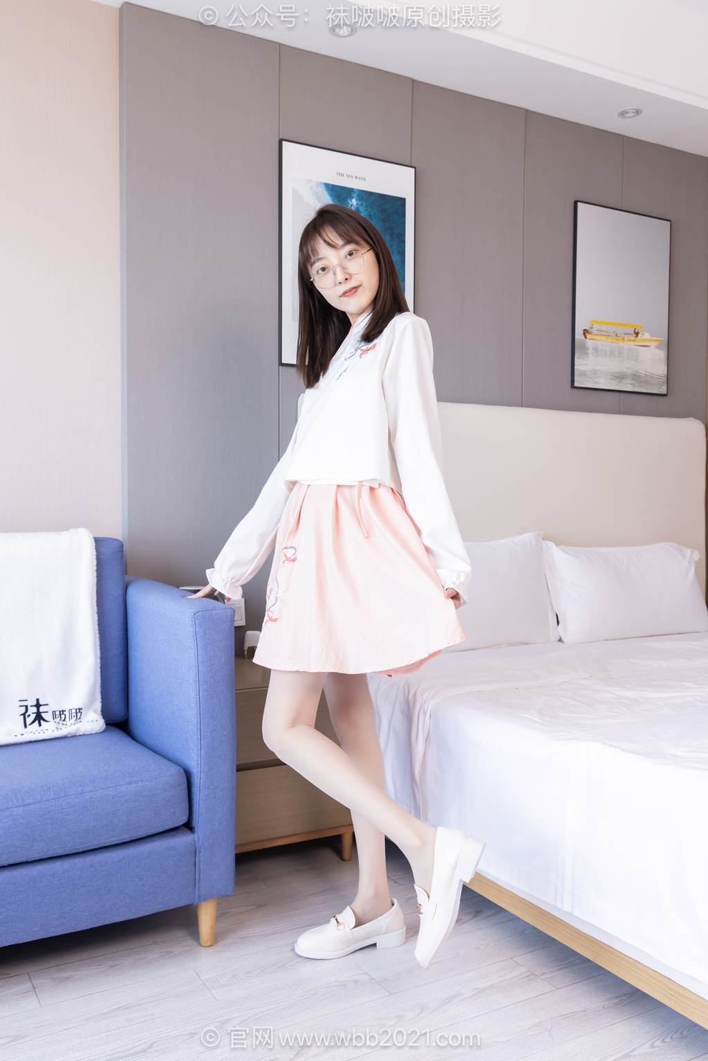 [BoBoSocks袜啵啵]NO.595 稚予-皮鞋、平底布鞋、薄肉丝、薄白丝[155P/1V/7.16GB]插图1