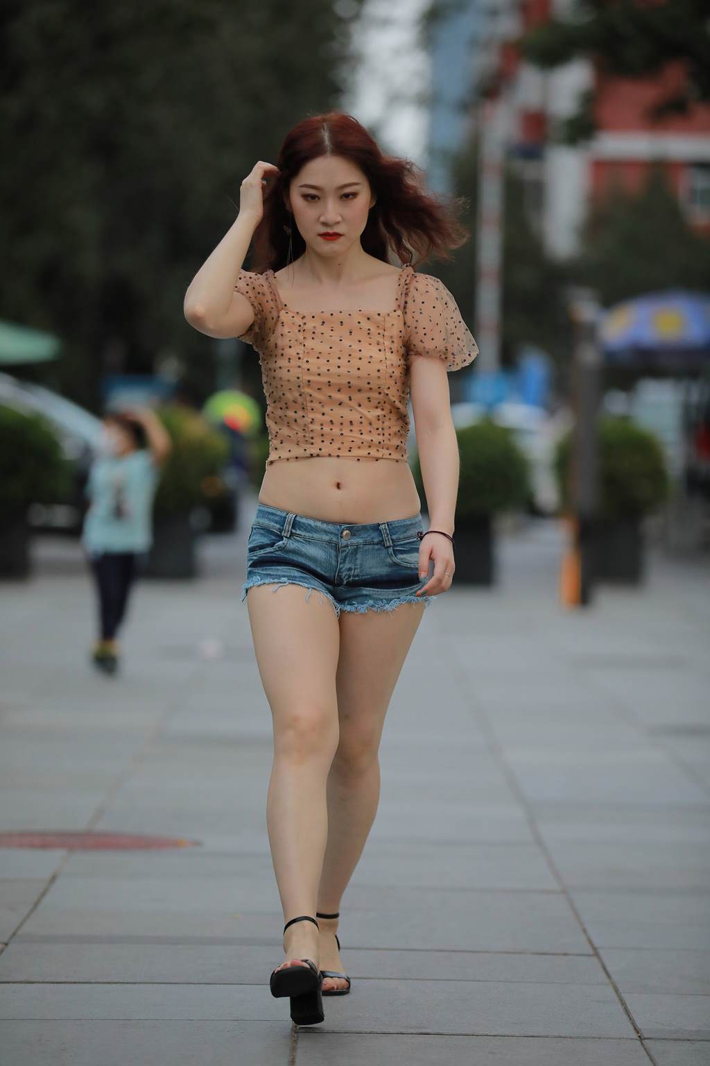 精选街拍作品 NO.6144 牛仔热裤镁钕[132P/207MB]插图2