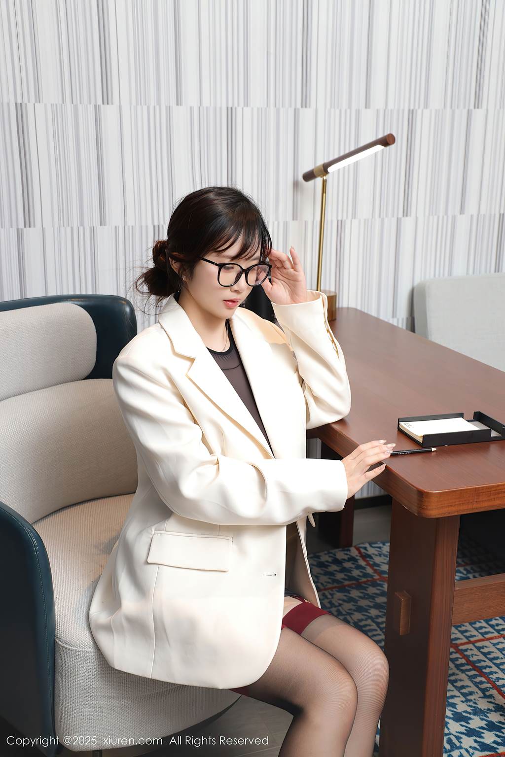 [Xiuren绣人网]2025.09.25 NO.10805 小肉肉咪[72+1P/699MB]插图1