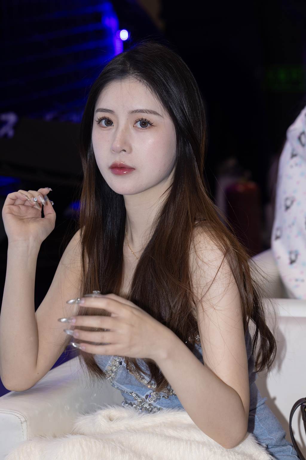 精选街拍作品 NO.6083 精致亮片裙[114P/351MB]插图3