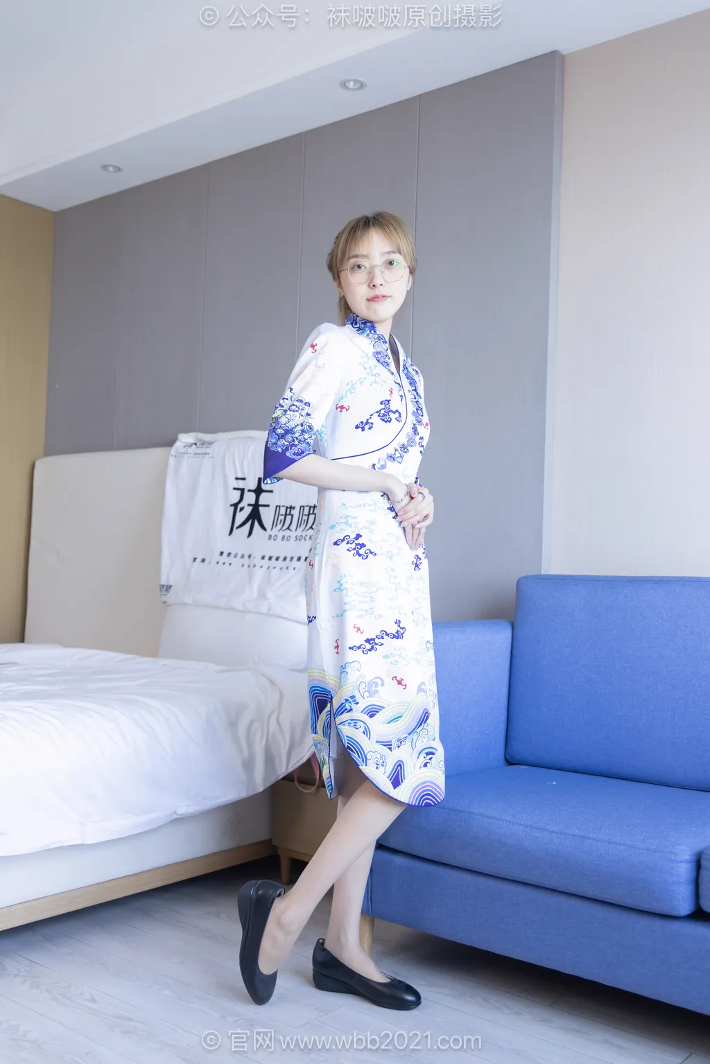 [BoBoSocks袜啵啵]NO.604 稚予-皮鞋、薄肉丝、空姐旗袍至服[145P/1V/5.83GB]插图1