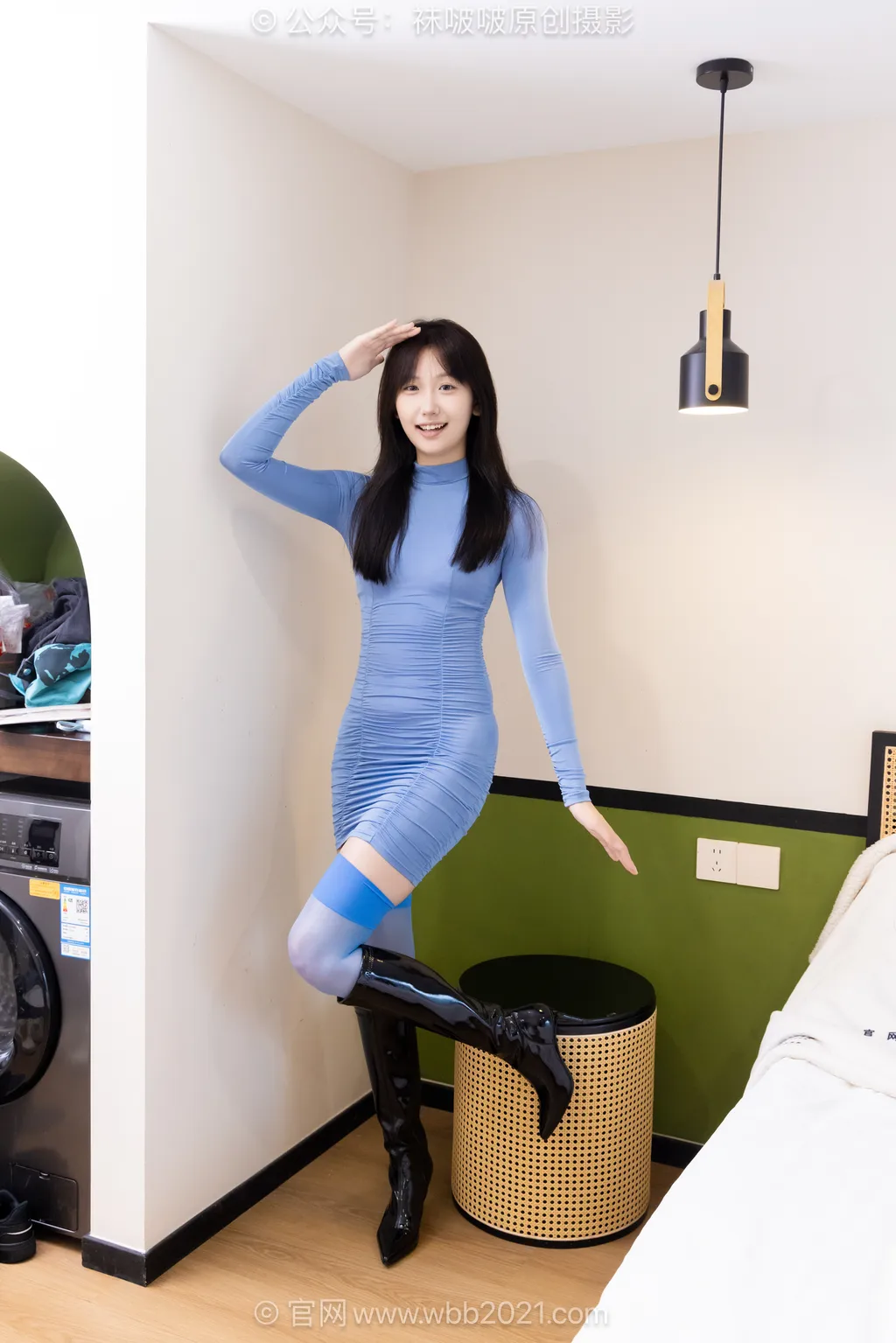 [BoBoSocks袜啵啵]NO.605 香菜-高跟长靴、薄蓝丝、薄黑丝[148P/1V/6.95GB]插图1