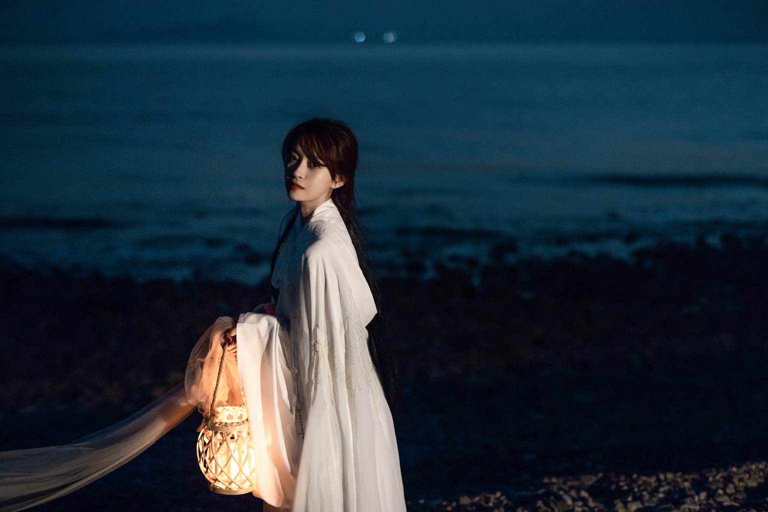 [YITUYU艺图语]2022.11.05 夜探故人 壹萱-[25+1P/405MB]插图