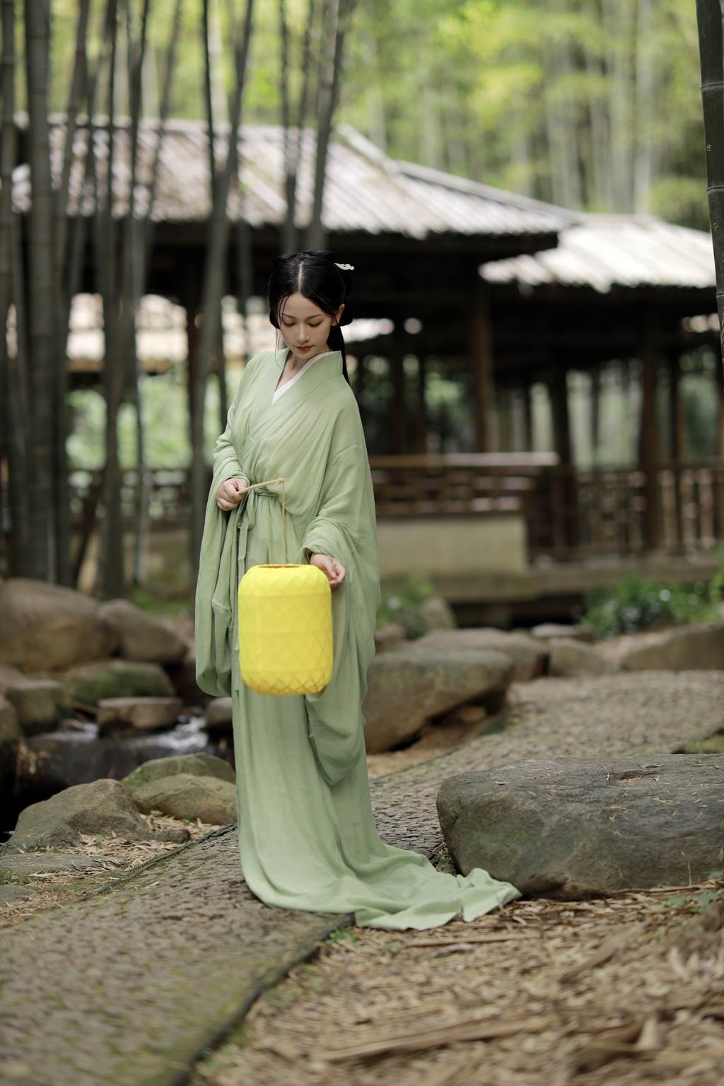 [YITUYU艺图语]2022.11.07 虎丘 言小七[21+1P/243MB]插图