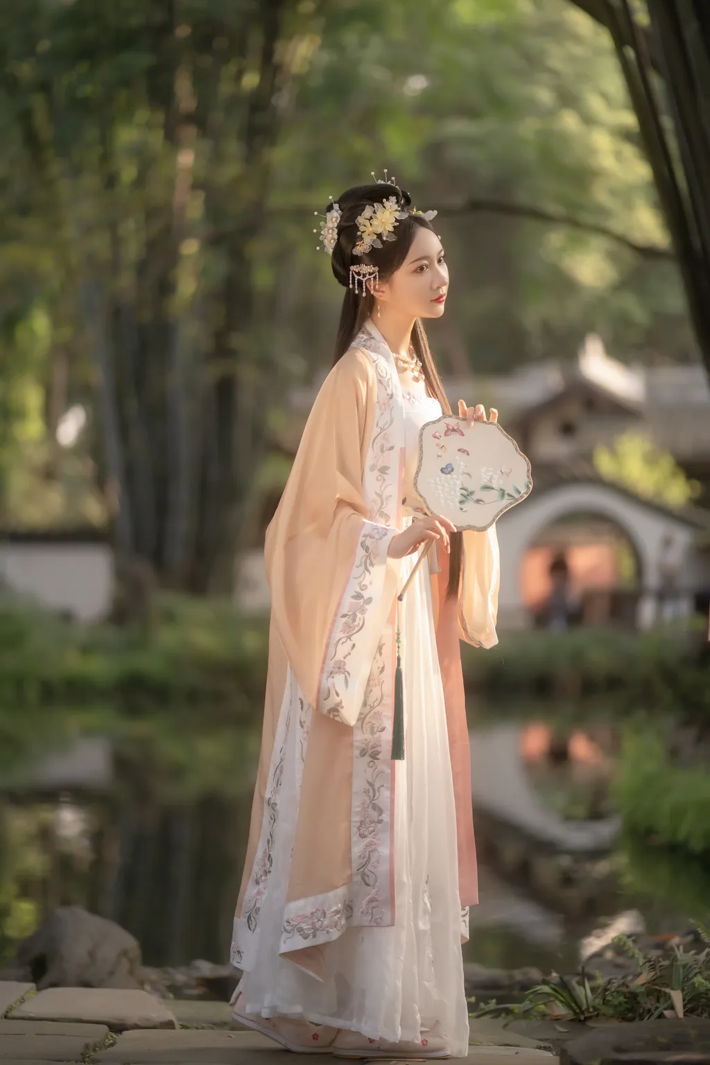 [YITUYU艺图语]2022.11.11 天青时 -绮罗生的小苏苏-[27+1P/189MB]插图