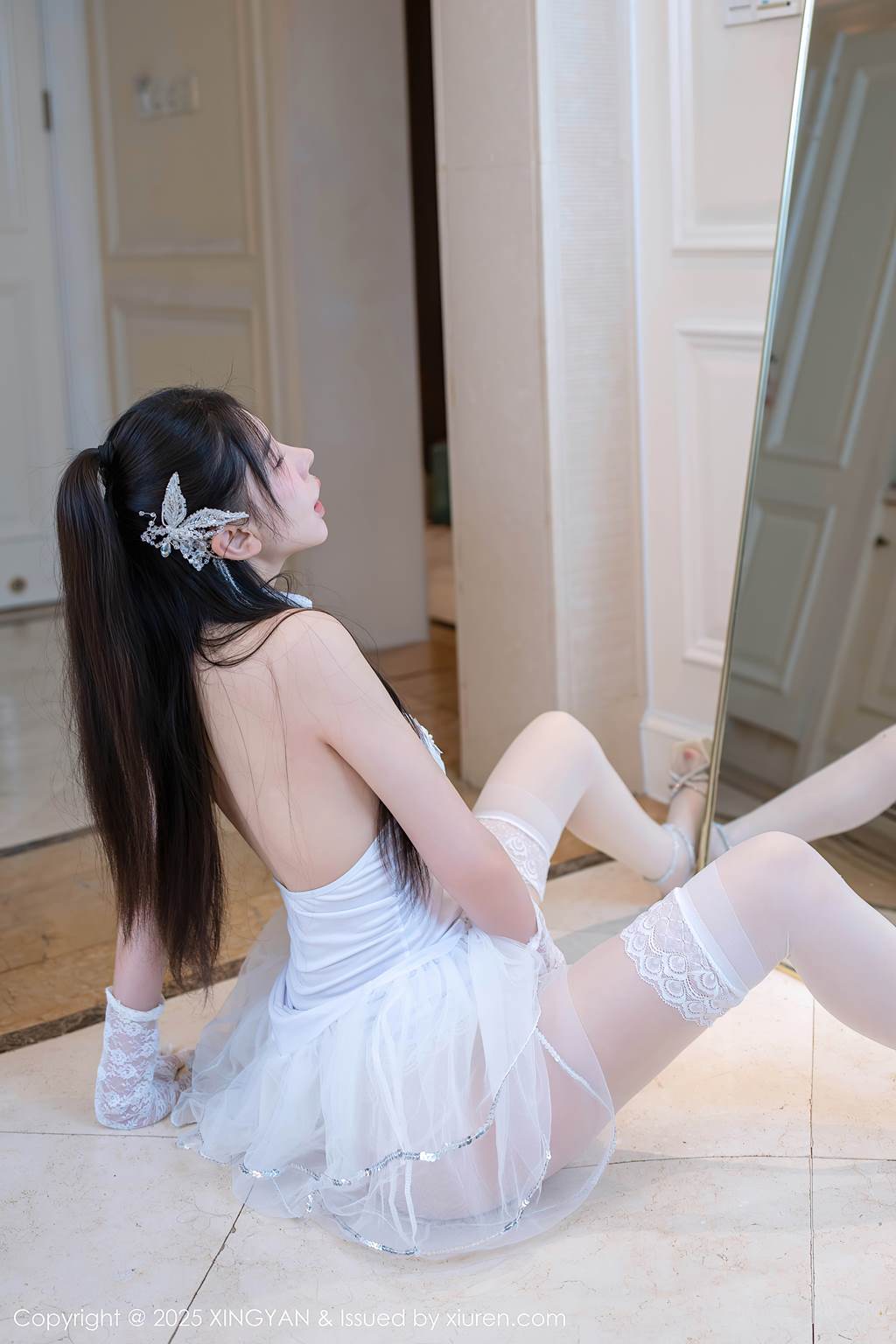 [XINGYAN星颜社]2025.09.19 VOL.402 李丽莎[50+1P/482MB]插图2