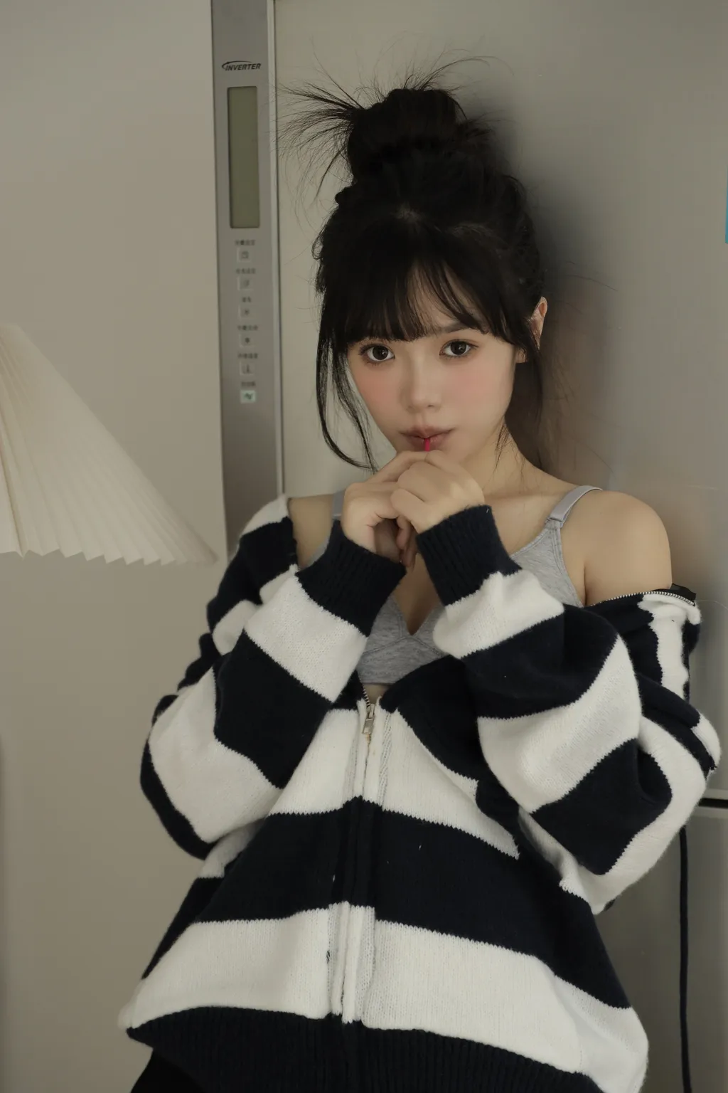 [YITUYU艺图语]2022.11.13 秋 叛逆的捡捡唯[22+1P/196MB]插图1