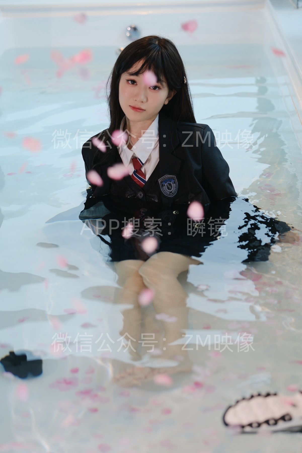 织梦映像 黑泽林雪-罗裙巧衬女儿娇 典藏版 黑袜 [408P/1V/6G]插图