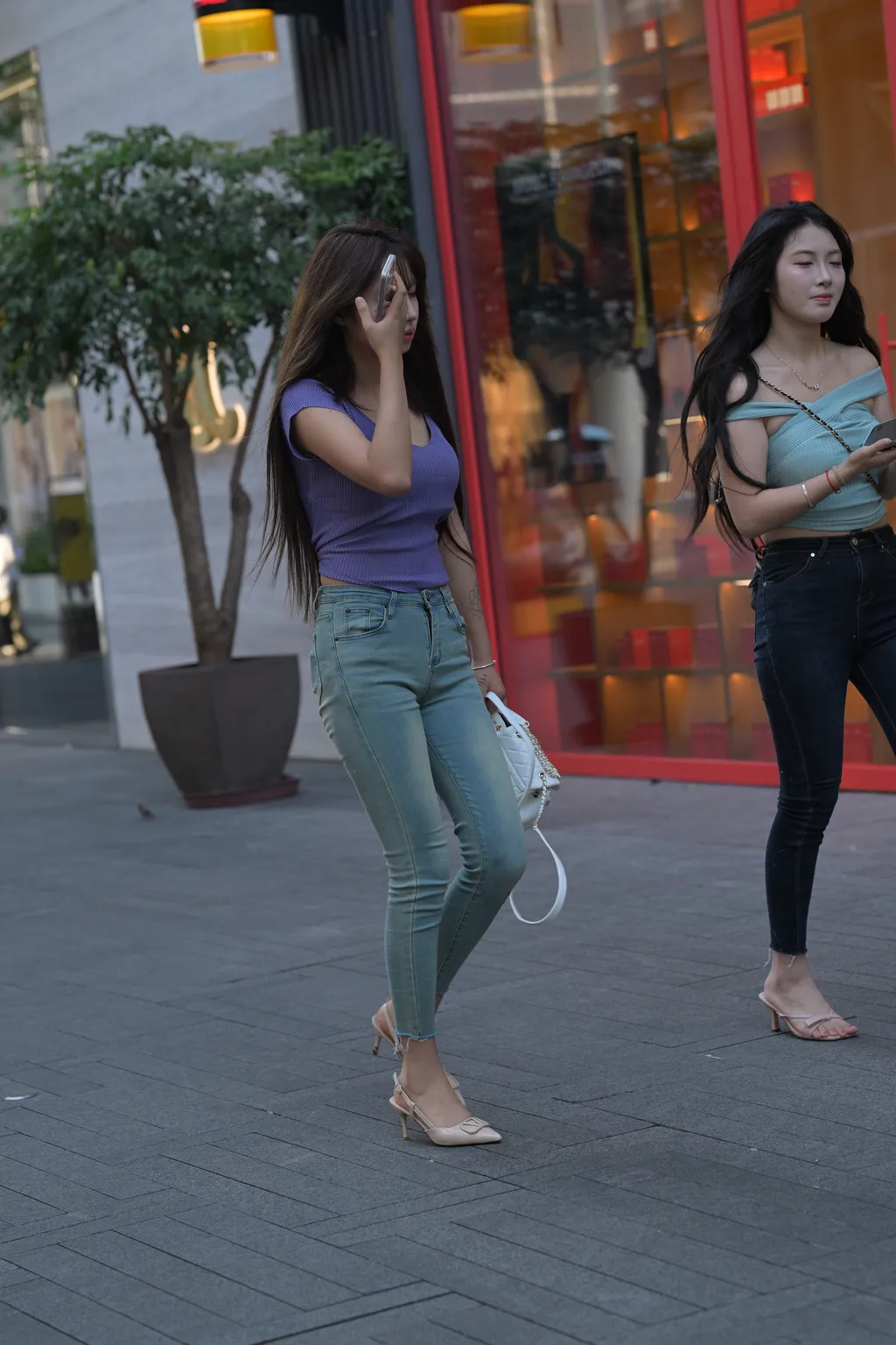 精选街拍作品 NO.6190 青春丰腴牛仔裤[176P/542MB]插图2