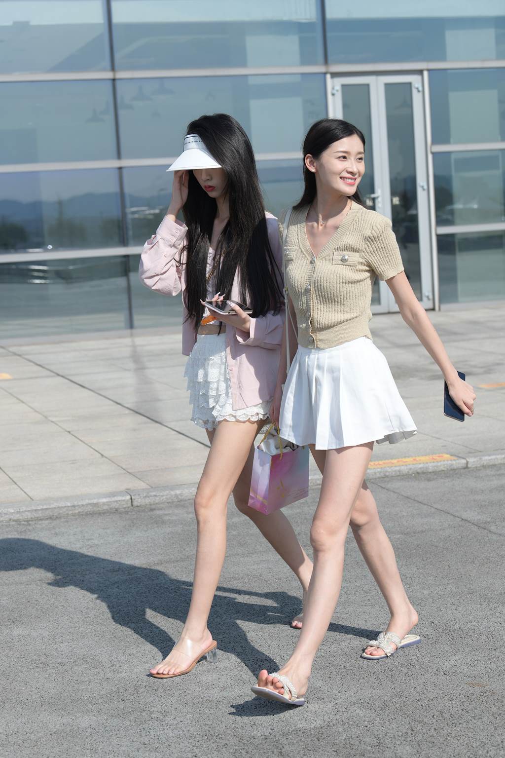 精选街拍作品 NO.6054 青春靓丽姐妹花[88P/244MB]插图