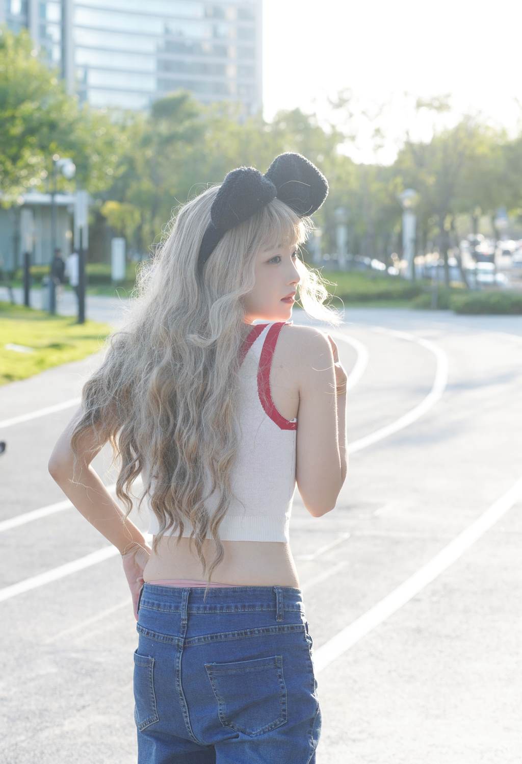 [YITUYU艺图语]2022.11.09 酷女孩 -炸鸡冰可乐-[32+1P/303MB]插图1