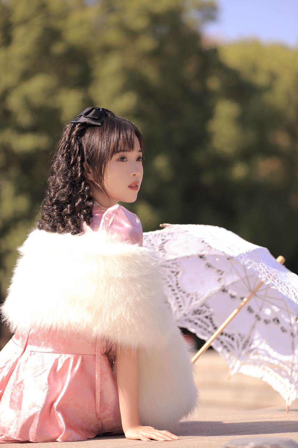 [YITUYU艺图语]2022.11.06 千金小姐 小薇人儿[34+1P/341MB]插图1