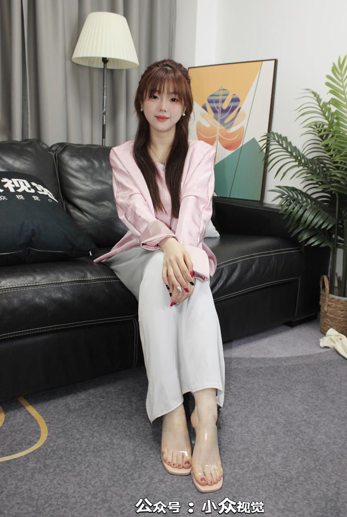 小众视觉 042-小薯条紫色旗袍高跟 [109P/1V/3G]插图1