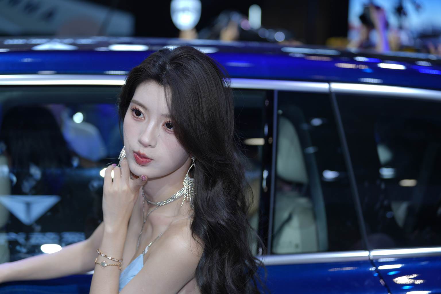 精选街拍作品 NO.6051 魅力姓感车模[205P/340MB]插图