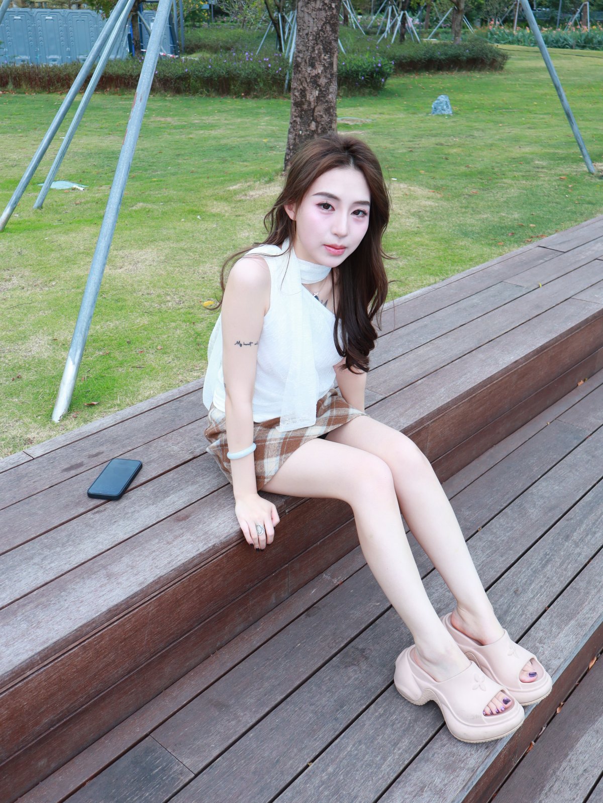 某个人摄影师原创约拍 28号作品 [408P/61V/6.5G]插图