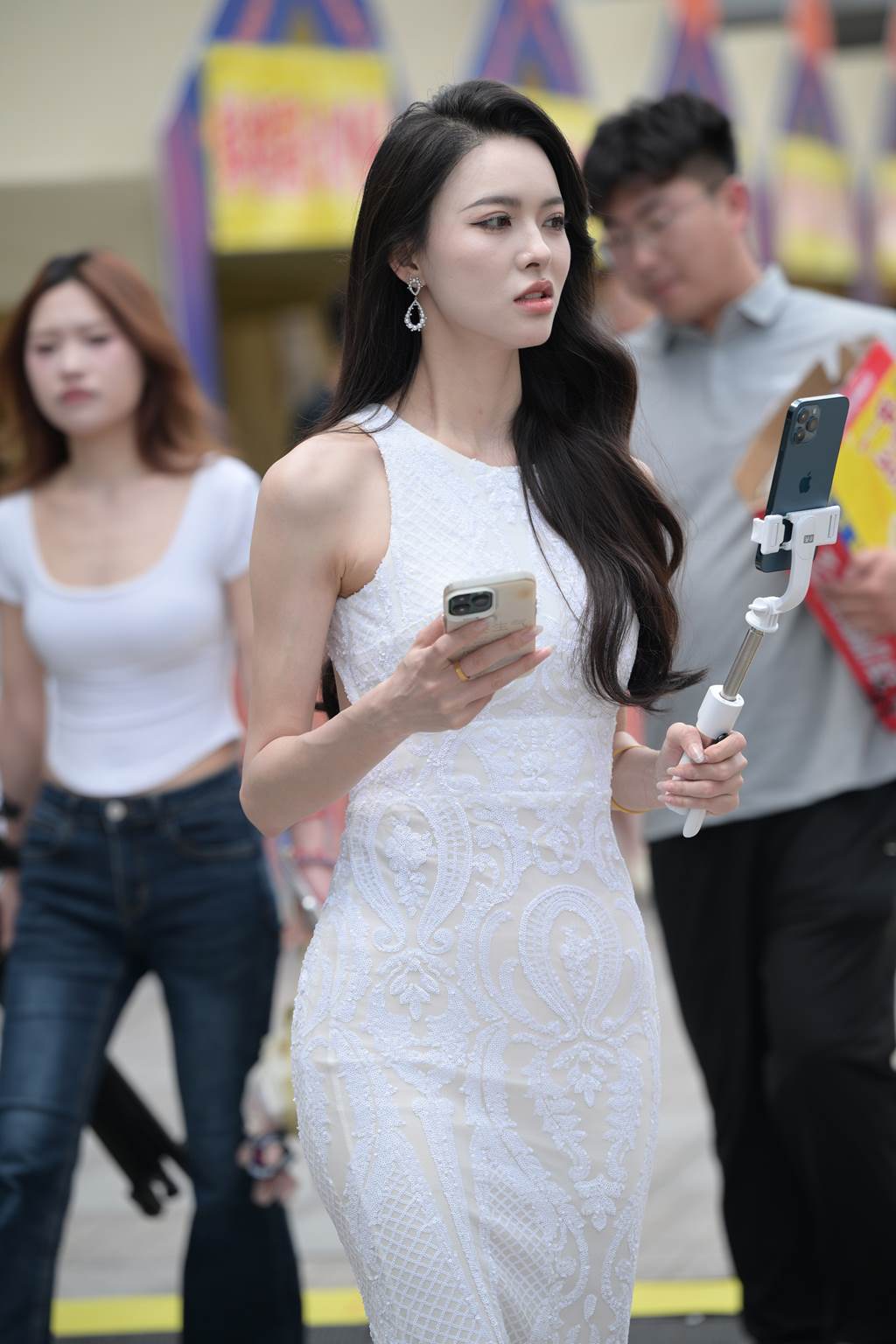 精选街拍作品 NO.6053 白裙女主持[107P/258MB]插图1