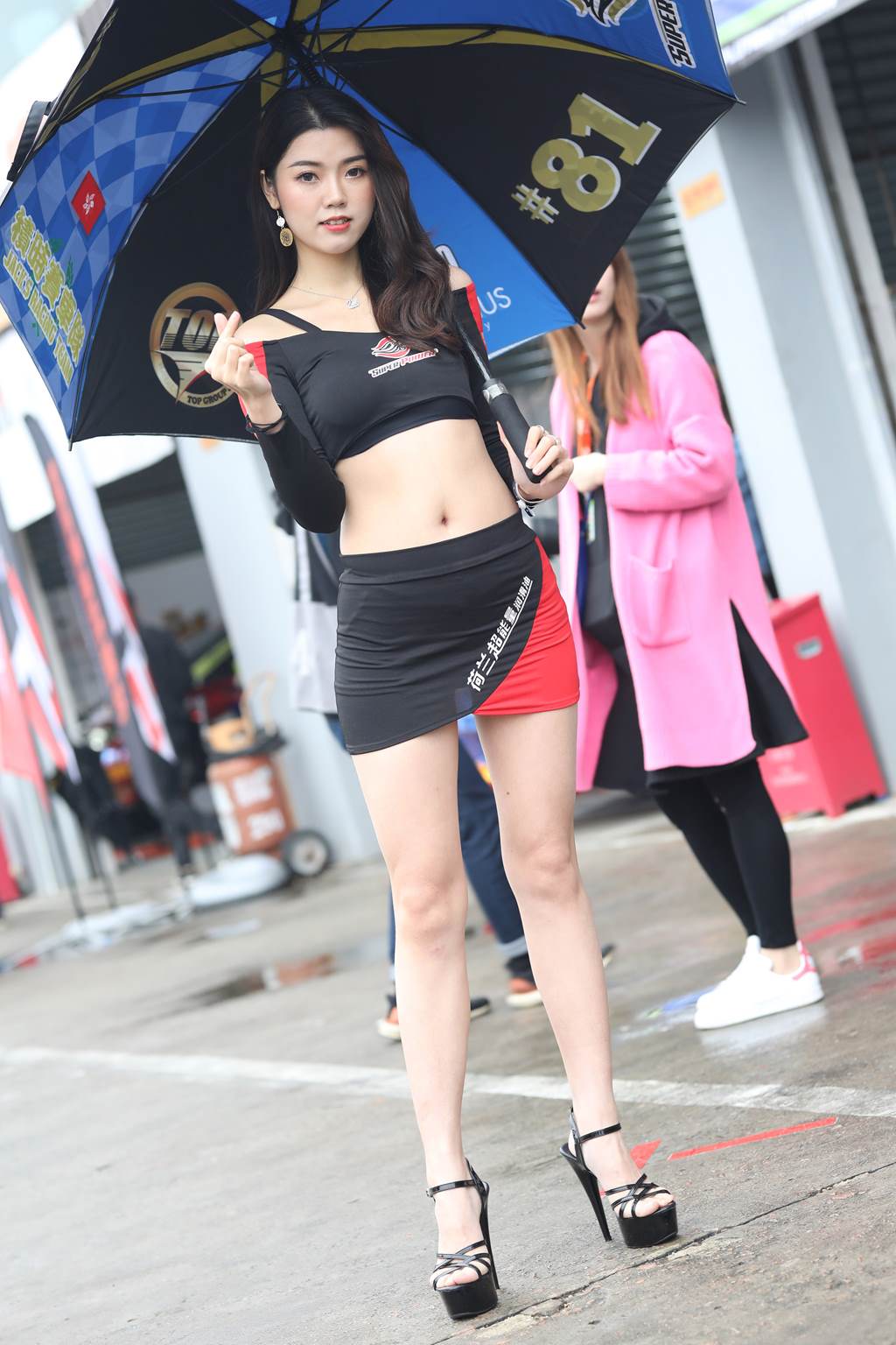 精选街拍作品 NO.6134 红黑套装裙[211P/264MB]插图1