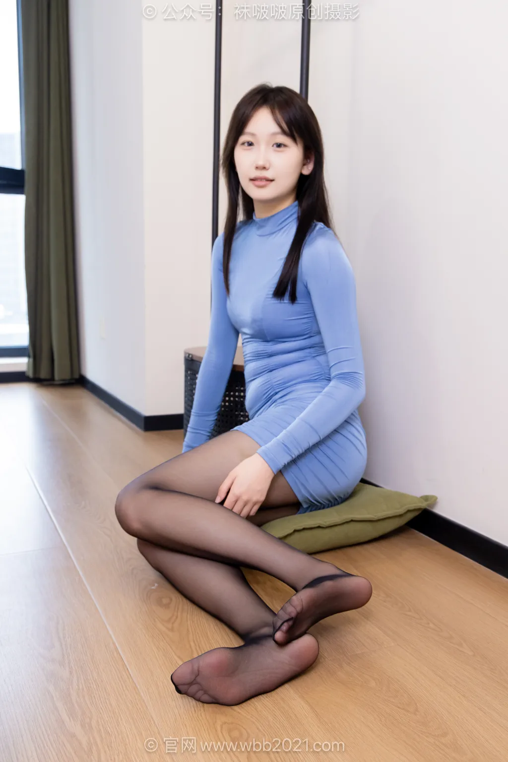 [BoBoSocks袜啵啵]NO.605 香菜-高跟长靴、薄蓝丝、薄黑丝[148P/1V/6.95GB]插图