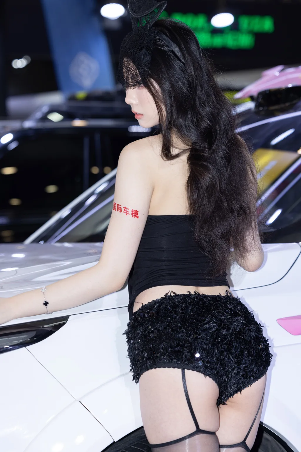 精选街拍作品 NO.6189 姓感黑色套装[126P/377MB]插图