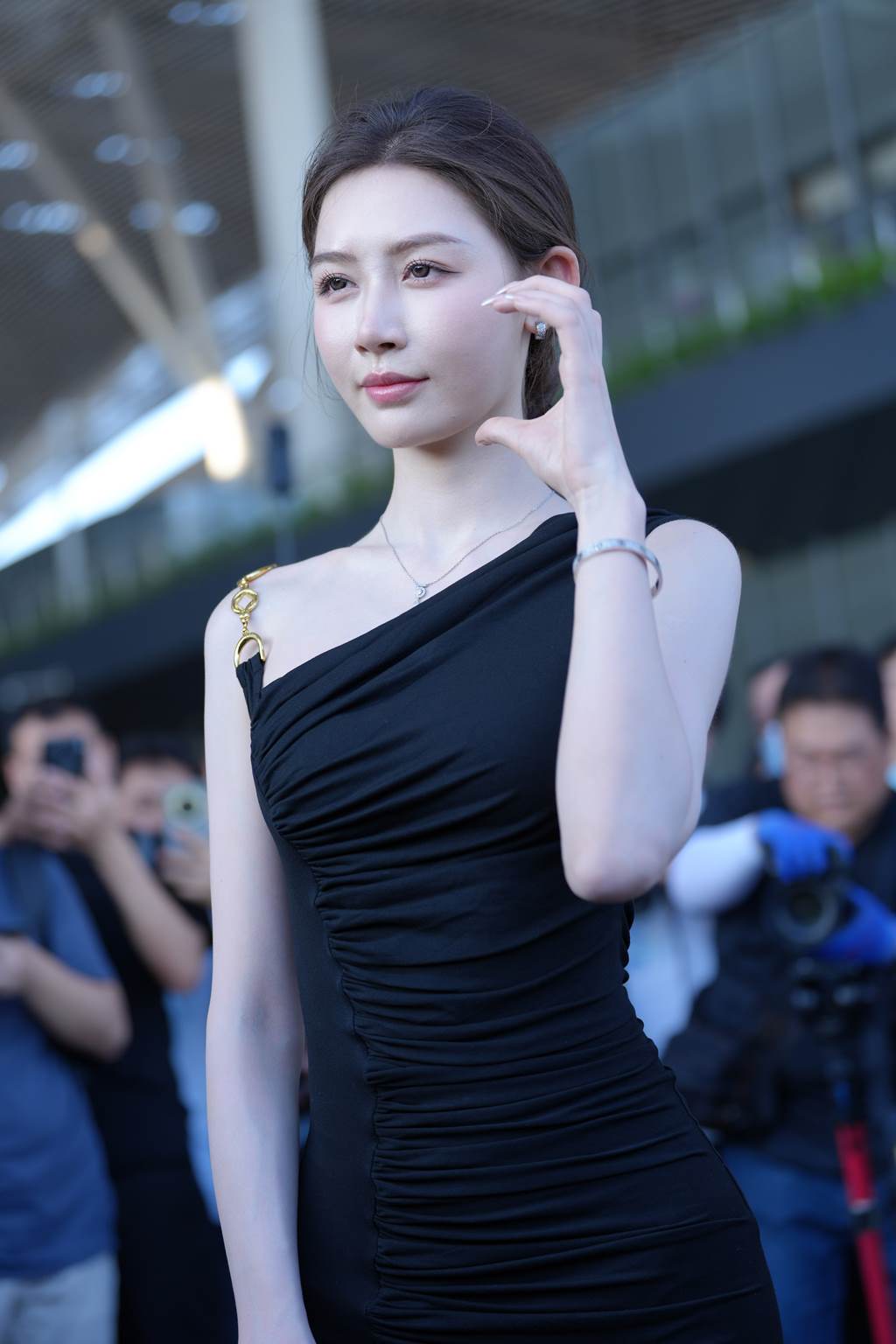 精选街拍作品 NO.6116 黑色修身裙[241P/275MB]插图2