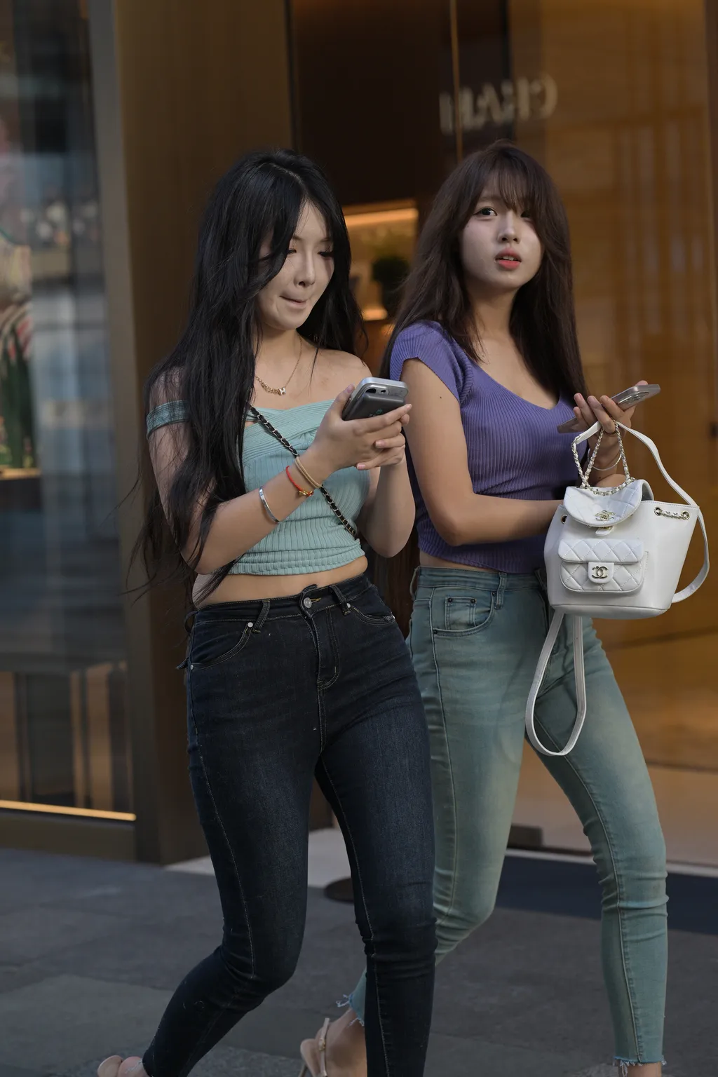 精选街拍作品 NO.6190 青春丰腴牛仔裤[176P/542MB]插图5