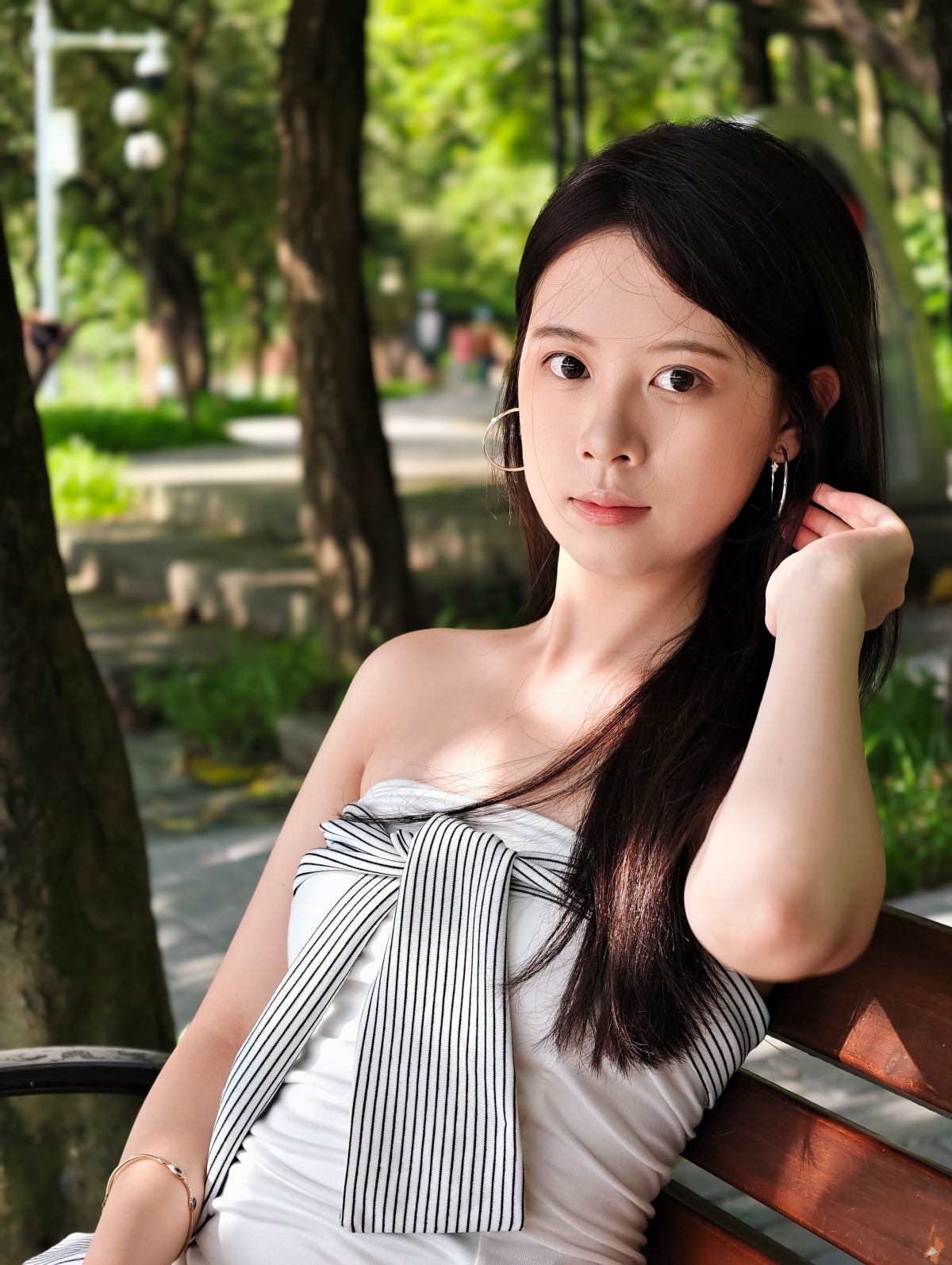 06高颜值小妹 某个人摄影师原创约拍 03号作品 [329P/58V/4.1G]插图1